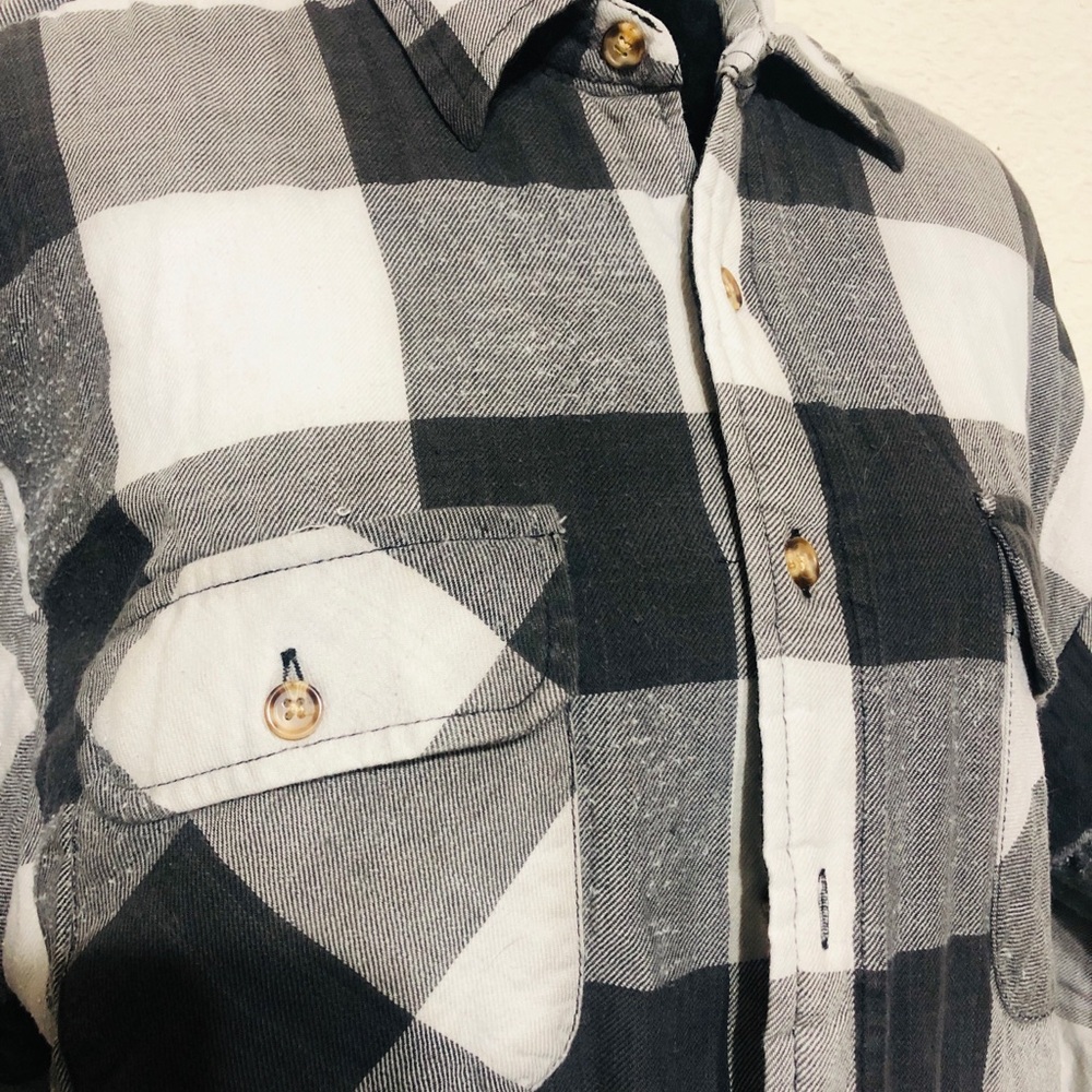 Basic Editions Black And White Checkered Men's Sh… - image 2